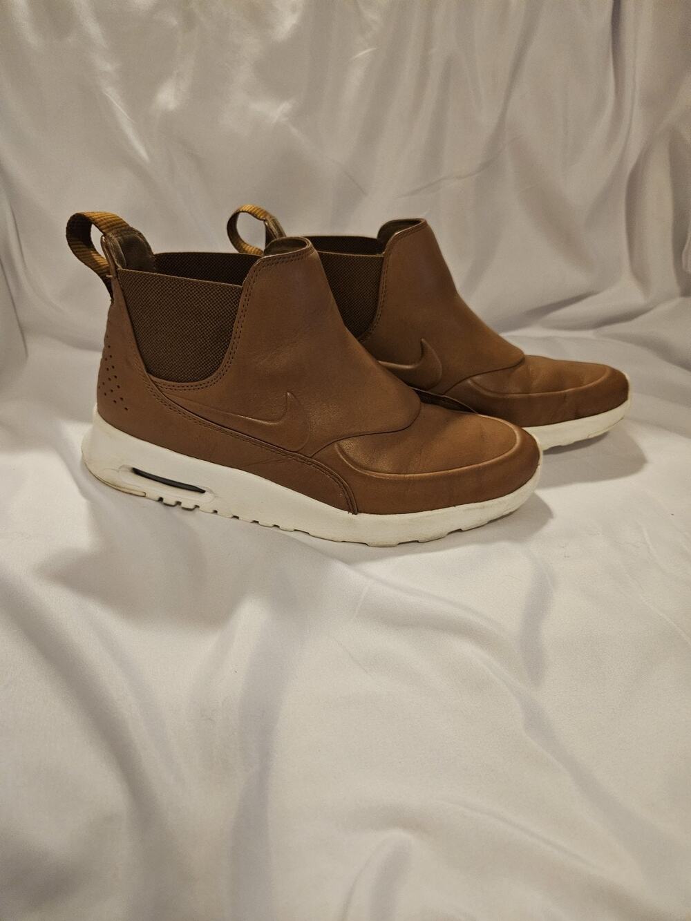 Nike Women's Air Max Thea Mid Ale Brown Size 8.5 - Picture 1 of 8